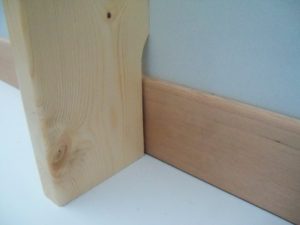 échancrure pour passage de plinthe espalier bois